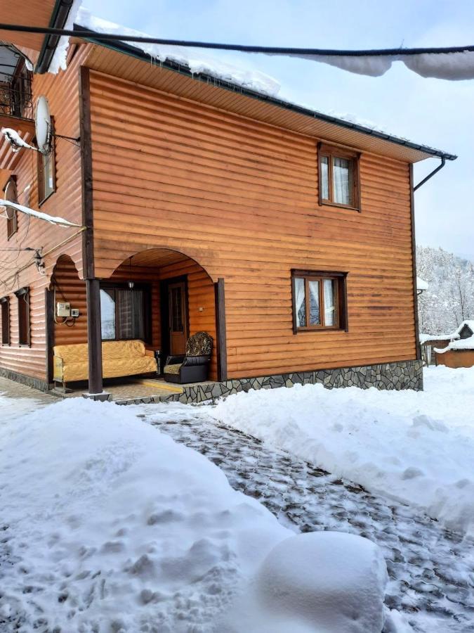 Cottage Kliverent Yaremche Eksteriør billede