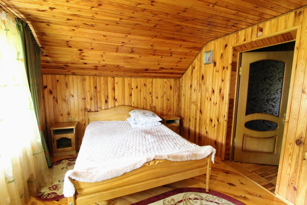 Cottage Kliverent Yaremche Eksteriør billede