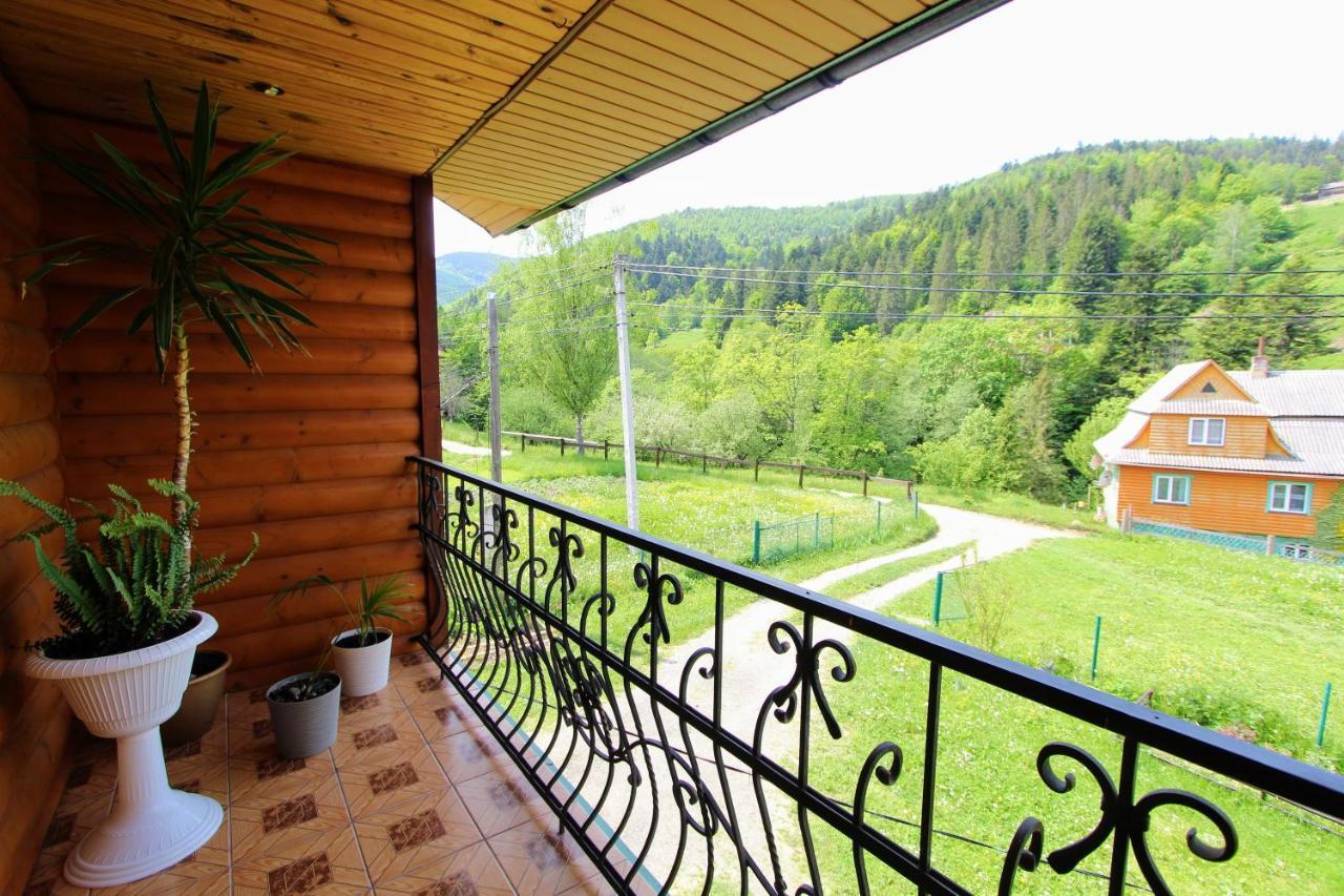 Cottage Kliverent Yaremche Eksteriør billede